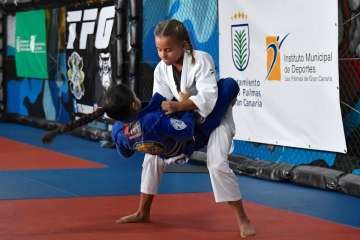 El Club Taz Jinámar participó este sábado en el I Encuentro Joven Brazilian Jiu Jitsu, en la capital grancanaria (Foto TA)